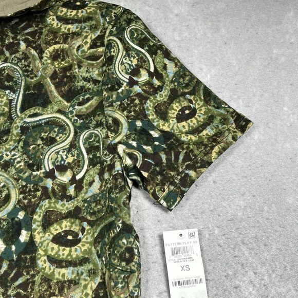 International Concepts Hooded Shirt Men's X-Small Green Snake Print XS NWT - Picture 3 of 11